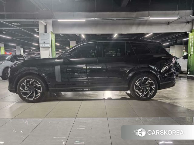 Lynk 09 EM-P 2024 Черный из Китая, фото 2