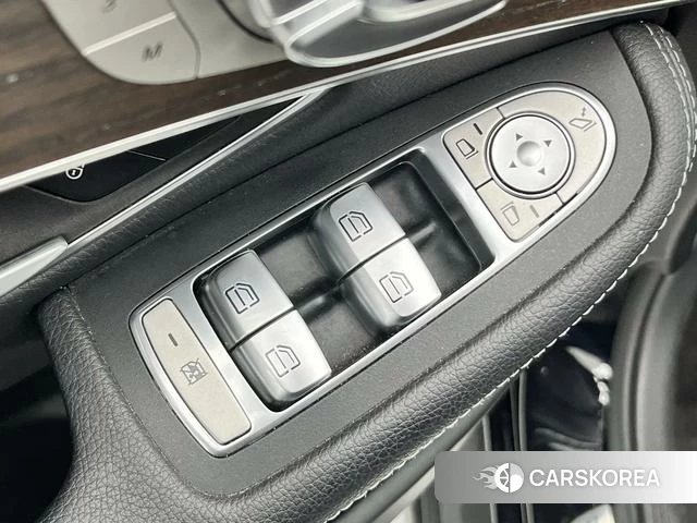Mercedes-Benz GLC 2022 Черный из Китая, фото 2