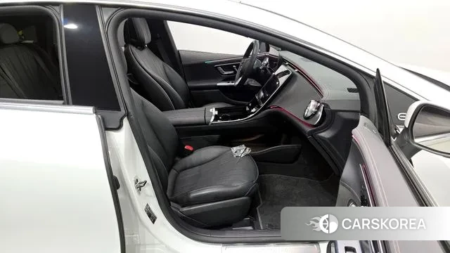 Mercedes-Benz EQE V295 2023 Белый из Кореи, фото 2