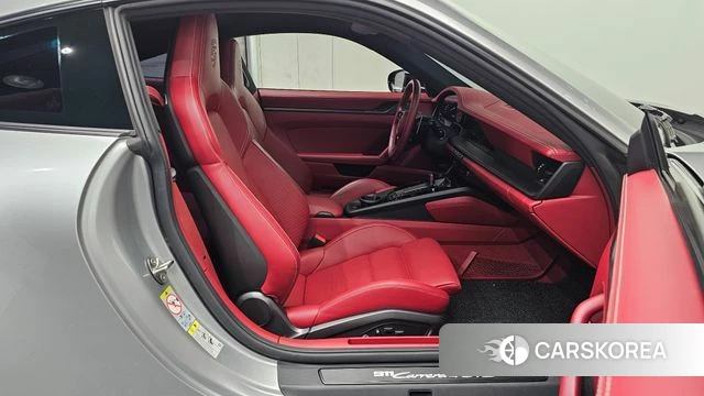 Porsche 911(992) 2022 Серебристо-серый из Кореи, фото 2