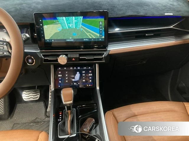 Ssangyong Torres 2023 Темно-зеленый из Кореи, фото 2