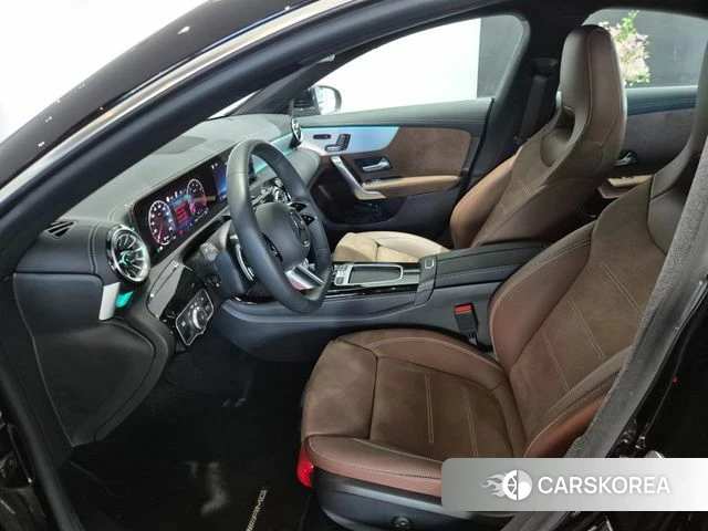 Mercedes-Benz CLA-Class C118 2026 Черный из Кореи, фото 2