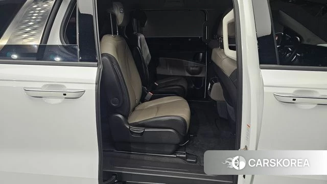 Kia The New Carnival 4th Generation 2024 Белый из Кореи, фото 2