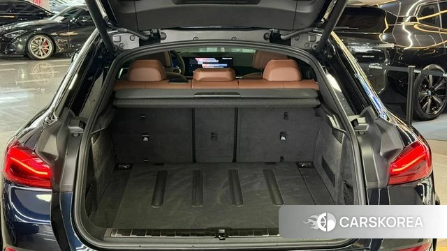 BMW X6 (G06) 2025 Черный из Кореи, фото 2