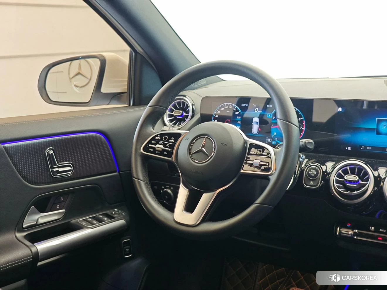 Mercedes-Benz GLA 2021 Белый из Китая, фото 2