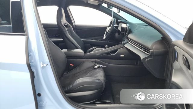 Hyundai The New Avante (CN7) 2025 Небесно-голубой из Кореи, фото 2