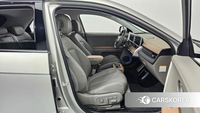 Hyundai Ionic 5 2021 Серебристо-серый из Кореи, фото 2