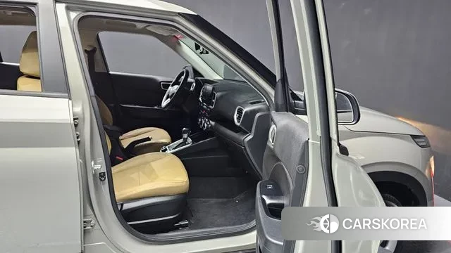 Hyundai Venue 2019 Серый из Кореи, фото 2