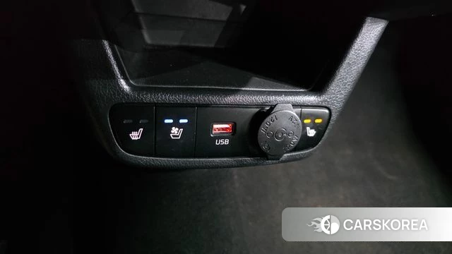 Kia The New Kia Ray 2024 Черный из Кореи, фото 2