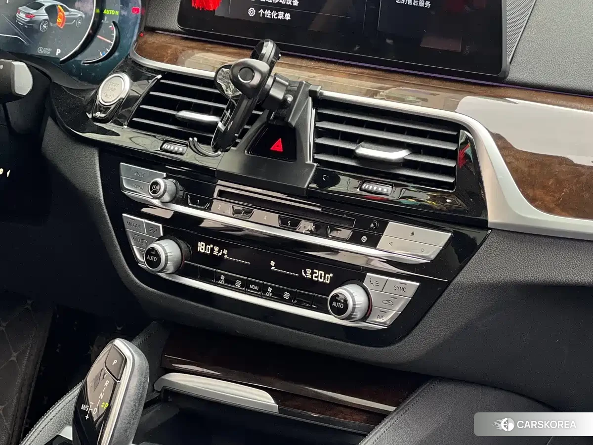 BMW 5 series 2018 Белый из Китая, фото 3