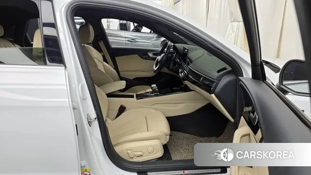 Audi A4 (B9) 2021 Белый из Кореи, фото 2