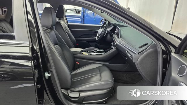Hyundai Sonata (DN8) 2021 Черный из Кореи, фото 2