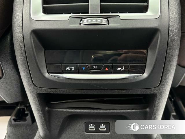 BMW X3 2022 Темно-серый из Китая, фото 2
