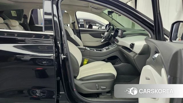 Hyundai The New Santa Fe 2022 Черный из Кореи, фото 2