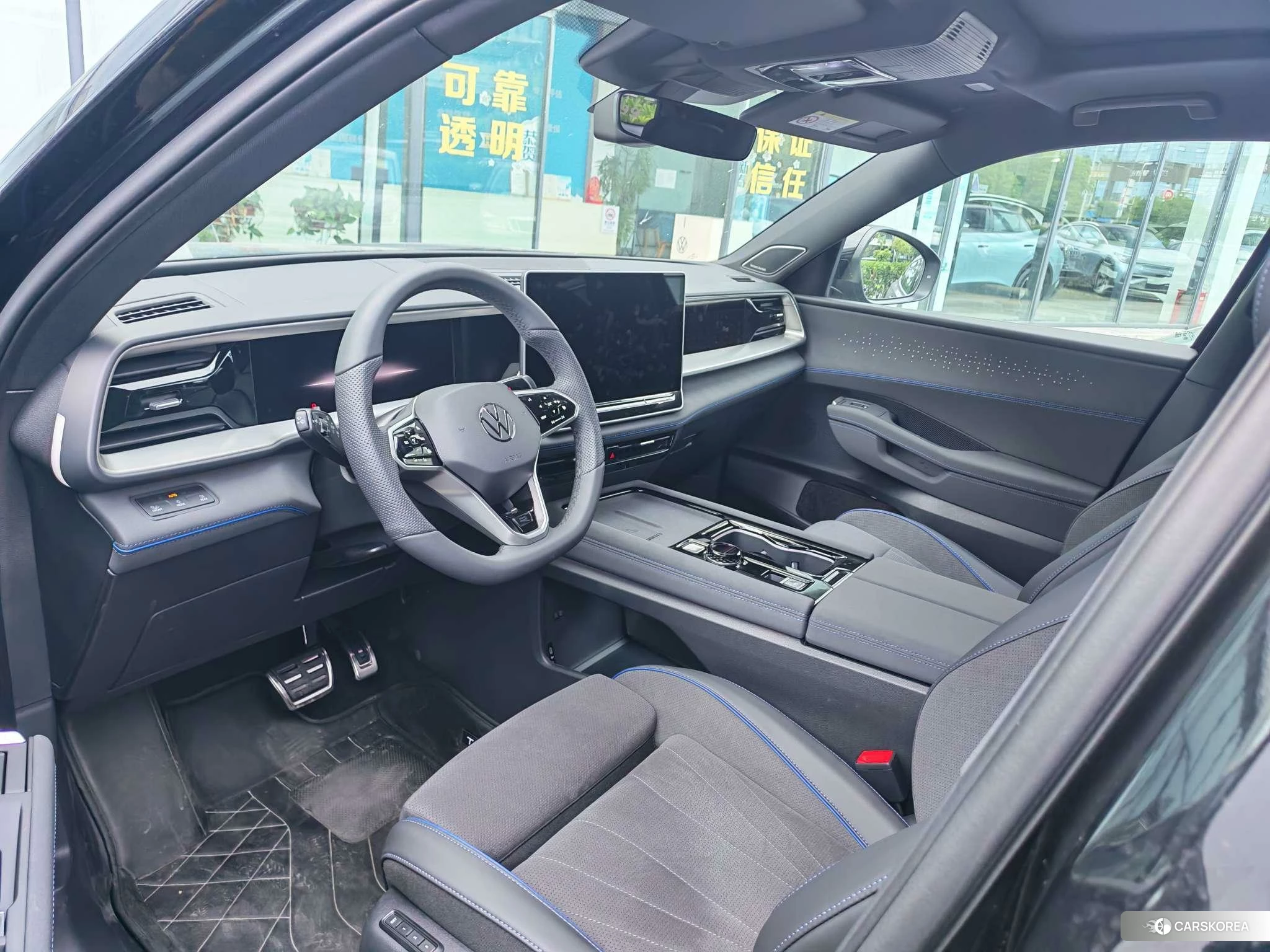 Volkswagen Tourang 2025 Черный из Китая, фото 2