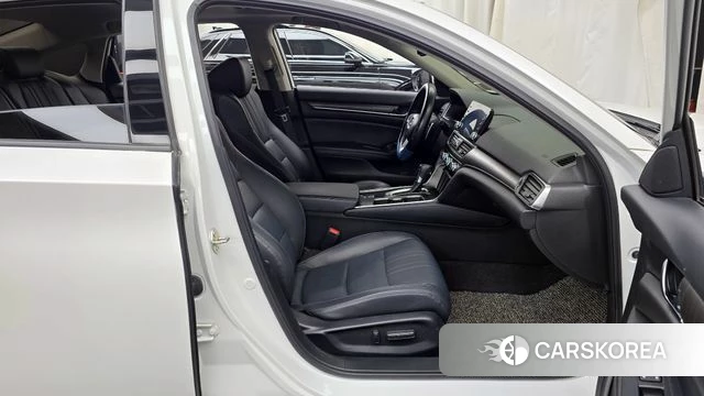 Honda Accord 10th Generation 2018 Белый из Кореи, фото 2