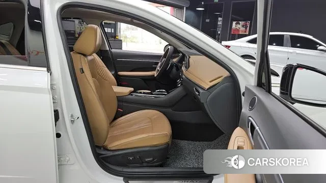 Hyundai Sonata (DN8) 2021 Белый из Кореи, фото 2