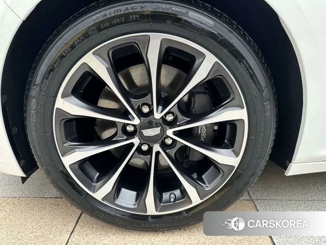 Cadillac CT5 2023 Белый из Китая, фото 2