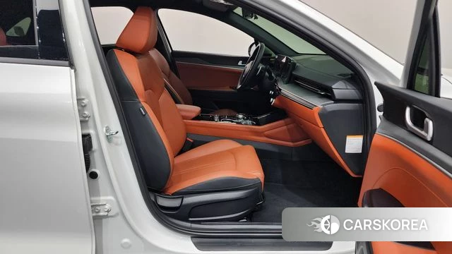 Kia The New K5 Hybrid 3rd generation 2024 Белый из Кореи, фото 2