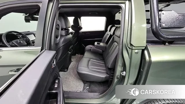 Ssangyong The New Rexton Sport 2023 Темно-зеленый из Кореи, фото 2