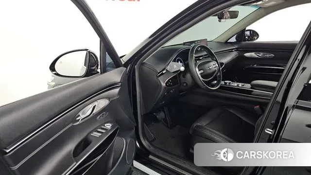 Genesis GV70 2023 Черный из Кореи, фото 2