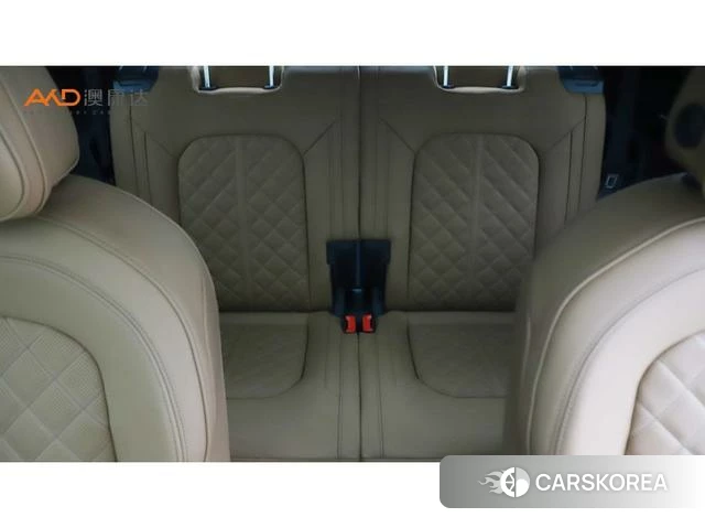 Audi Q6 2025 Черный из Китая, фото 2