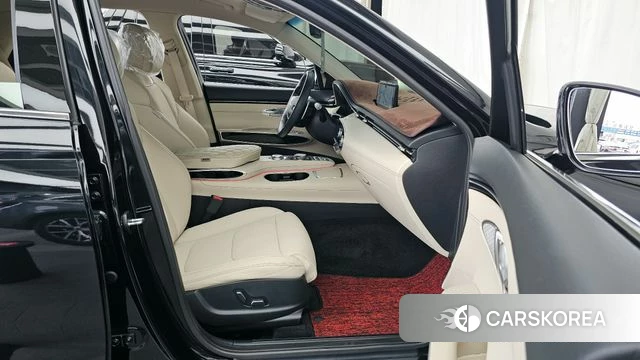 Genesis GV70 2022 Черный из Кореи, фото 2