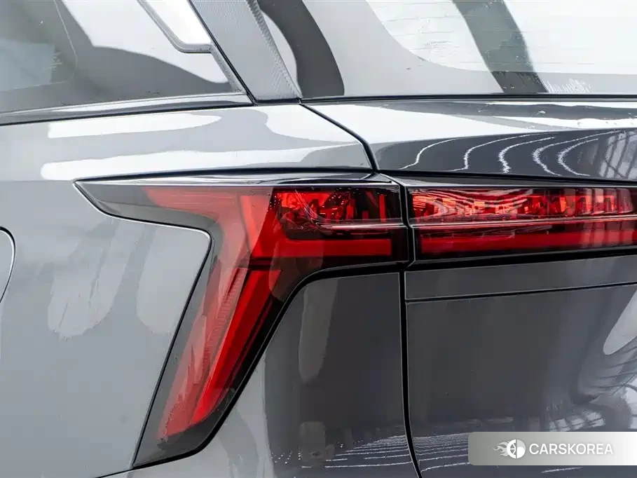 Chang'an CS75PLUS 2024 Silver/gray из Китая, фото 2