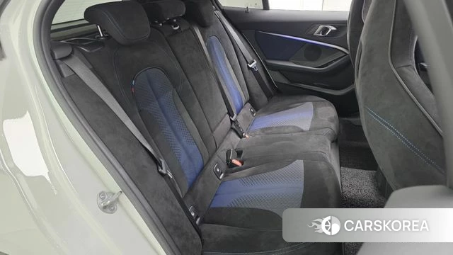 BMW 1 Series (F40) 2020 Белый из Кореи, фото 2