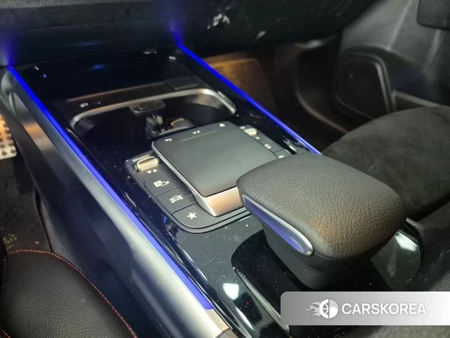 Mercedes-Benz GLB-Class X247 2023 Белый из Кореи, фото 2