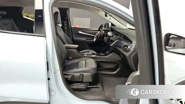 Chevrolet (GM Daewoo) Bolt EUV 2023 Небесно-голубой из Кореи, фото 2