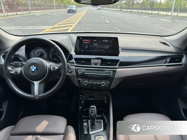 BMW X1 2022 Белый из Китая, фото 2