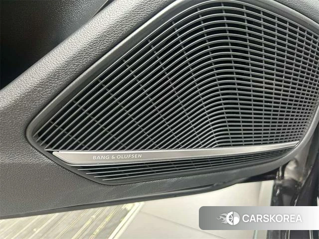 Audi RS 5 2024 Черный из Китая, фото 2