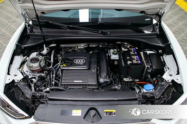 Audi Q3 2022 Белый из Китая, фото 2