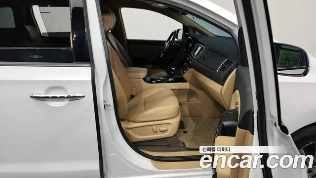 Kia The New Carnival 2020 Белый из Кореи, фото 2