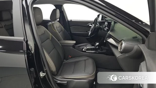 Chevrolet (GM Daewoo) Trax Crossover 2025 Черный из Кореи, фото 2