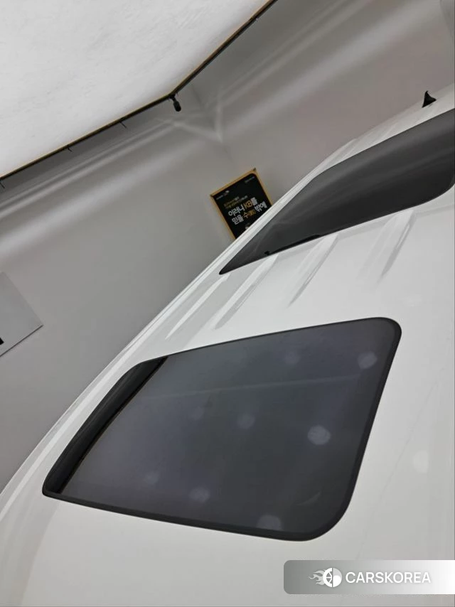 Hyundai Staria 2022 Белый из Кореи, фото 2