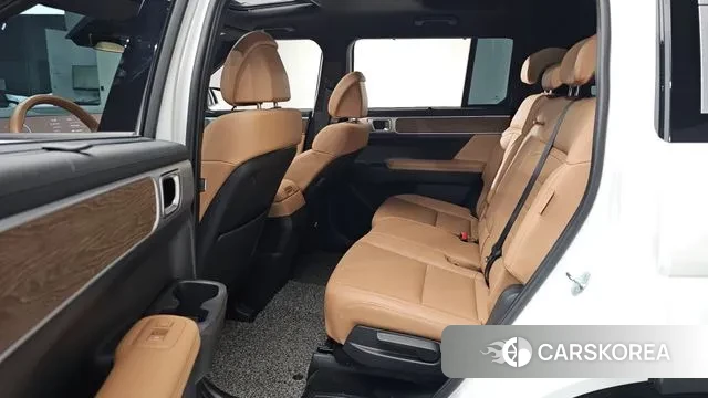 Hyundai Santa Fe (MX5) 2023 Белый из Кореи, фото 2