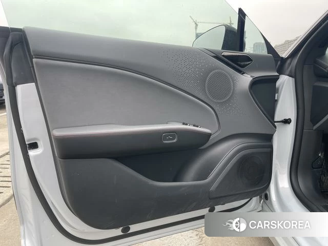 Extremely krypton ZEEKR 007GT 2025 Серебристо-серый из Китая, фото 2