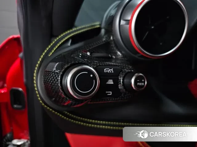 Ferrari F8 Tributo 2022 Красный из Кореи, фото 2