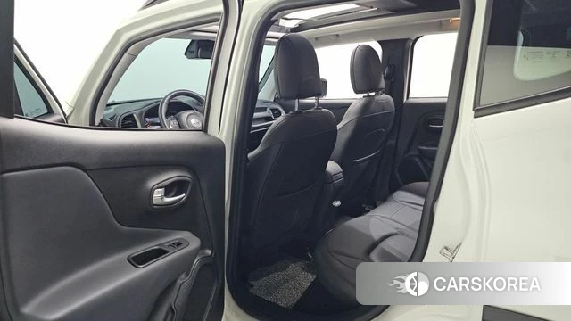 Jeep Renegade 2021 Белый из Кореи, фото 2