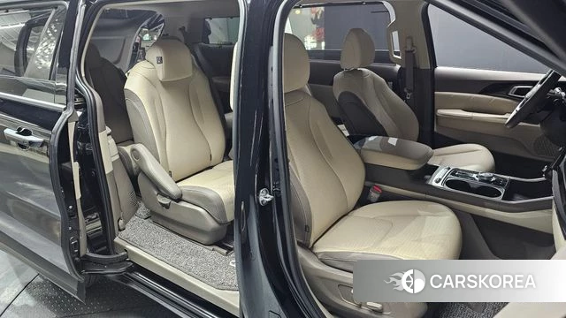 Kia The New Carnival 4th Generation 2025 Черный из Кореи, фото 2