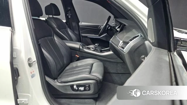 BMW X5 (G05) 2021 Белый из Кореи, фото 2