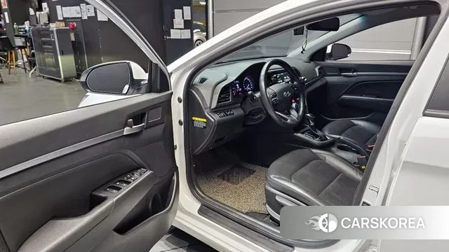 Hyundai The New Avante AD 2019 Белый из Кореи, фото 2