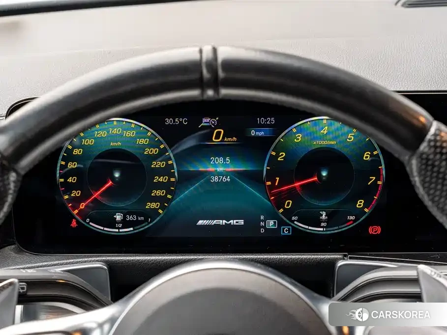 Mercedes-Benz GLB AMG 2022 Белый из Китая, фото 2