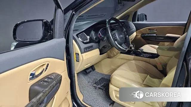 Kia The New Carnival 2019 Черный из Кореи, фото 2