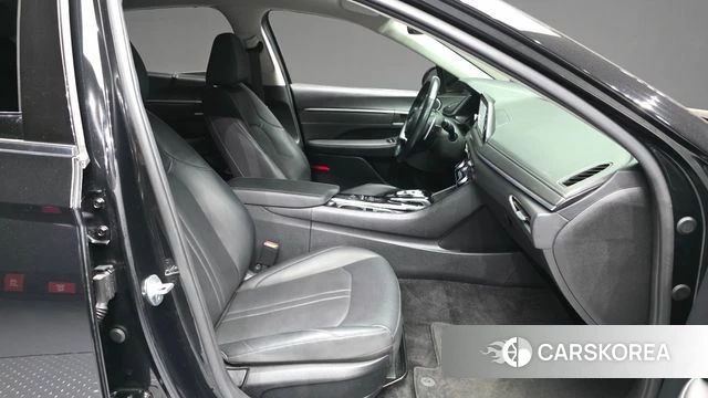 Hyundai Sonata (DN8) 2022 Черный из Кореи, фото 2