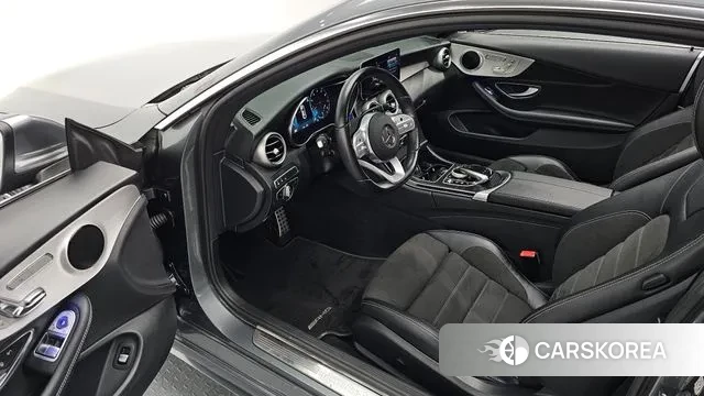 Mercedes-Benz C-Class W205 2021 Серый из Кореи, фото 2