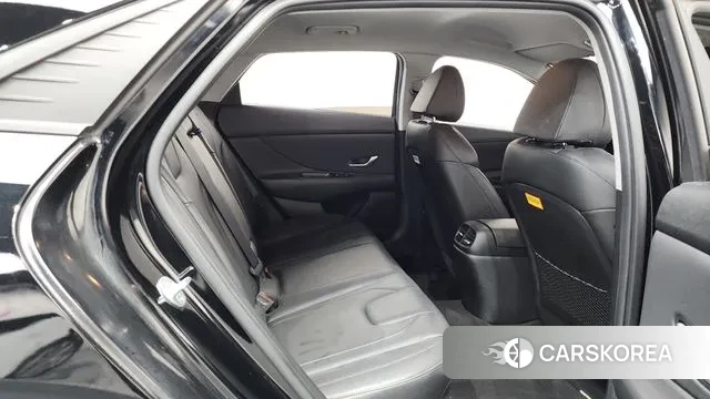 Hyundai Avante (CN7) 2022 Черный из Кореи, фото 2