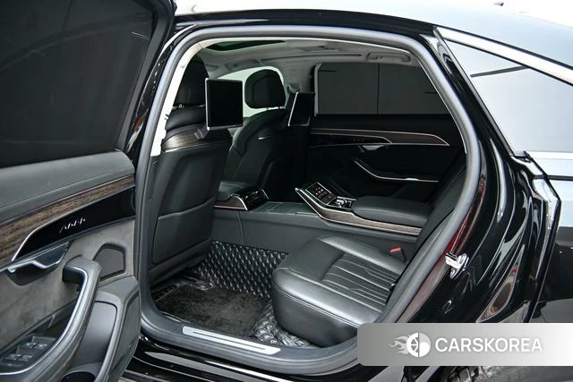 Audi A8 2020 Черный из Китая, фото 2